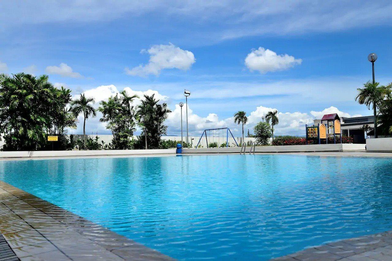 Likas Square Apartment Hotel 코타키나발루 외부 사진