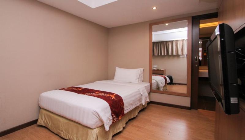 Likas Square Apartment Hotel 코타키나발루 외부 사진