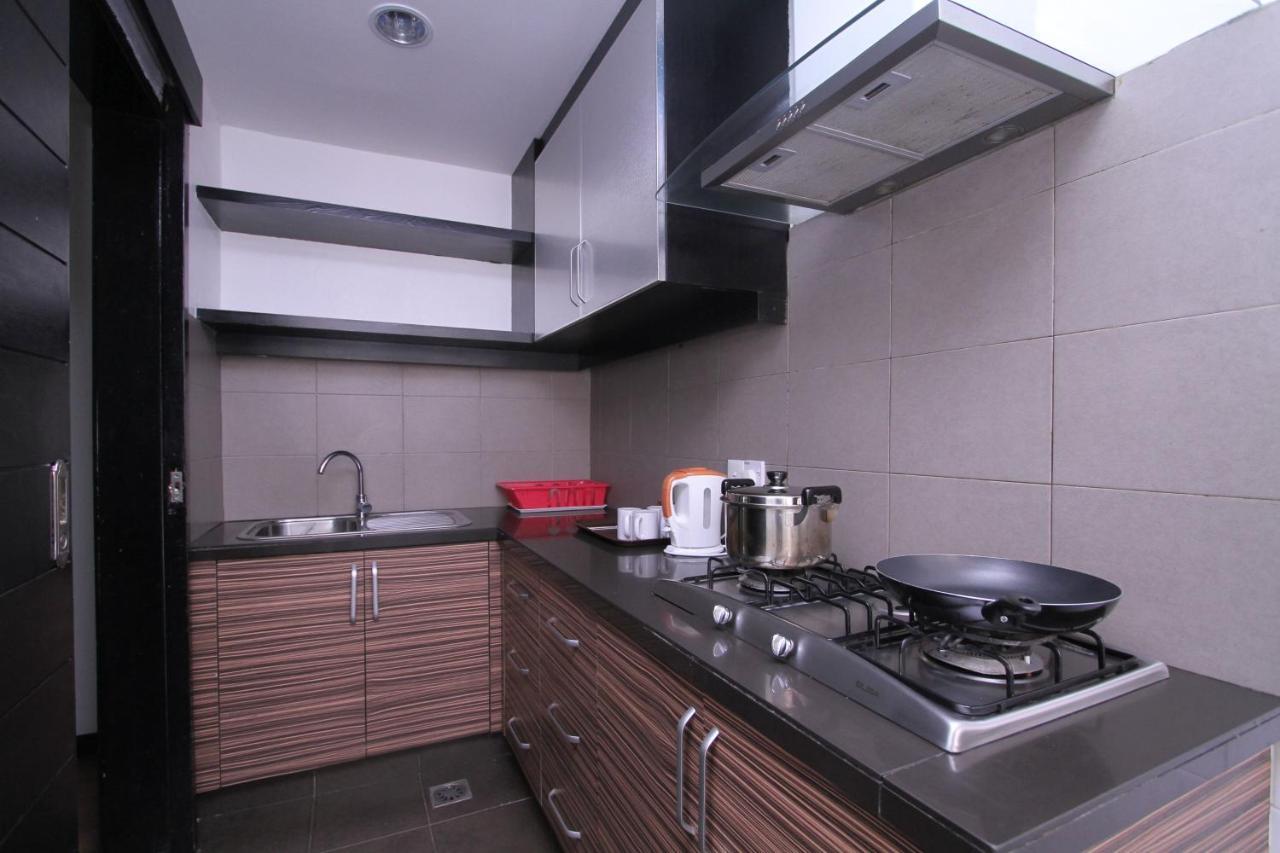 Likas Square Apartment Hotel 코타키나발루 외부 사진