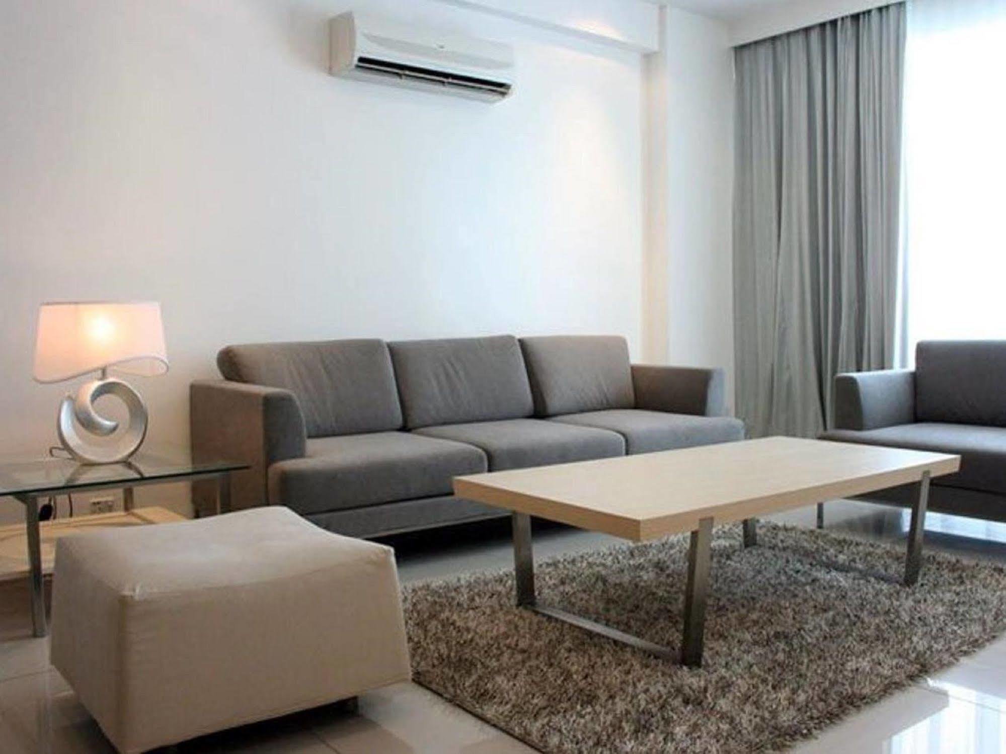 Likas Square Apartment Hotel 코타키나발루 외부 사진